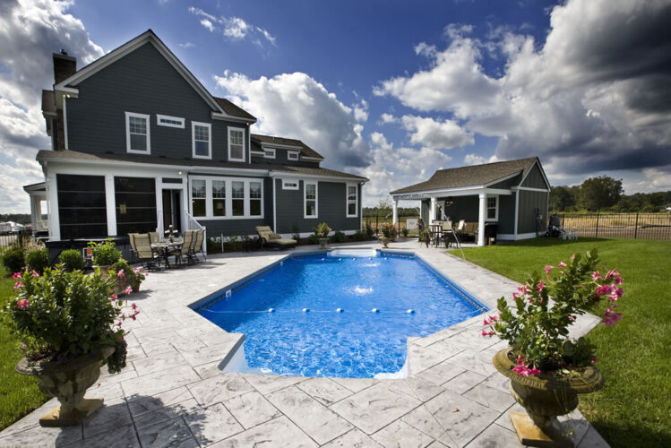 Lap Farmhouse Pacific Blue 33