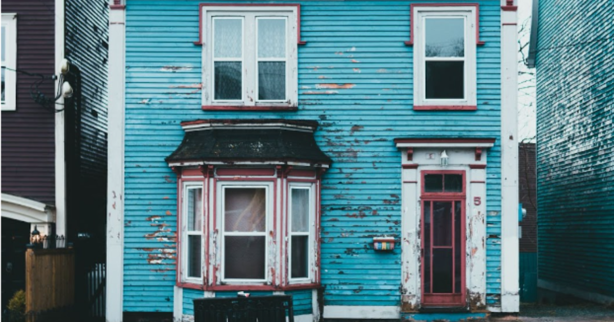 How to Measure a House for Siding Allura USA